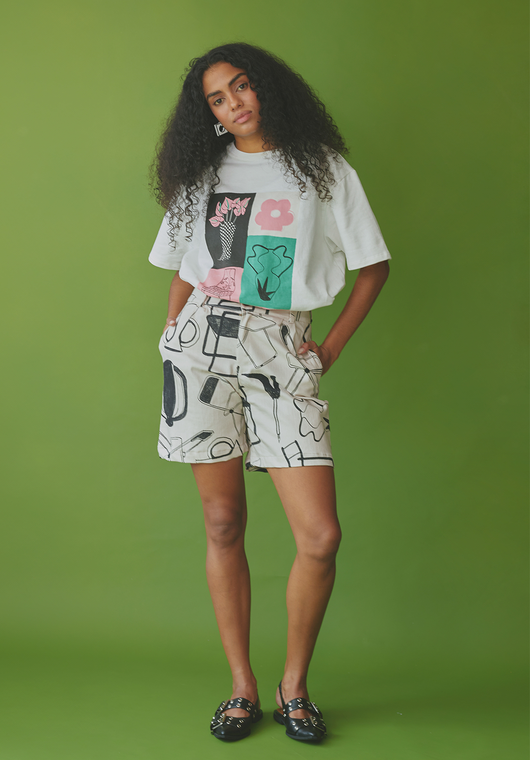 Short Simona Ivory
