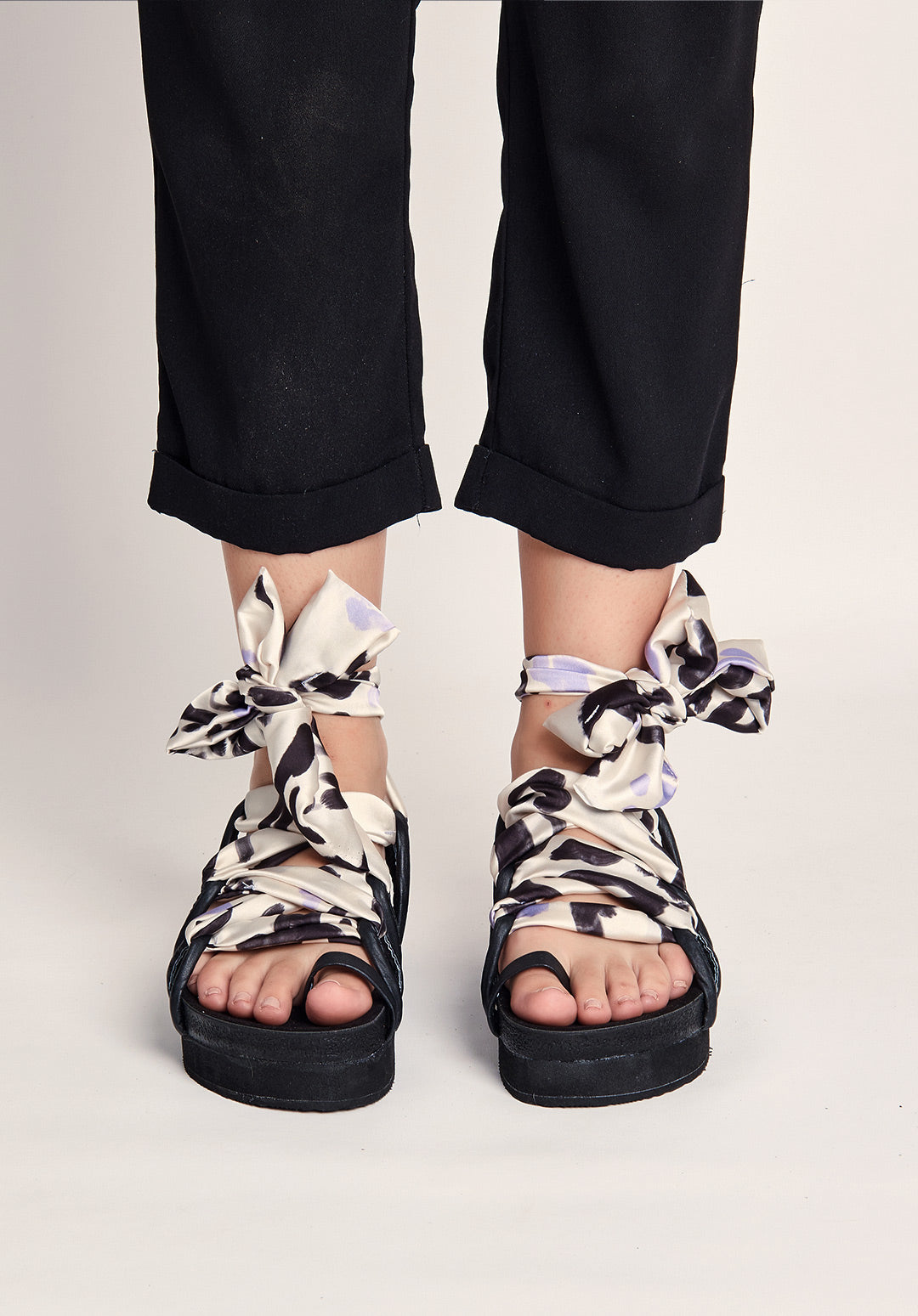 Sandalias romanas Animal print