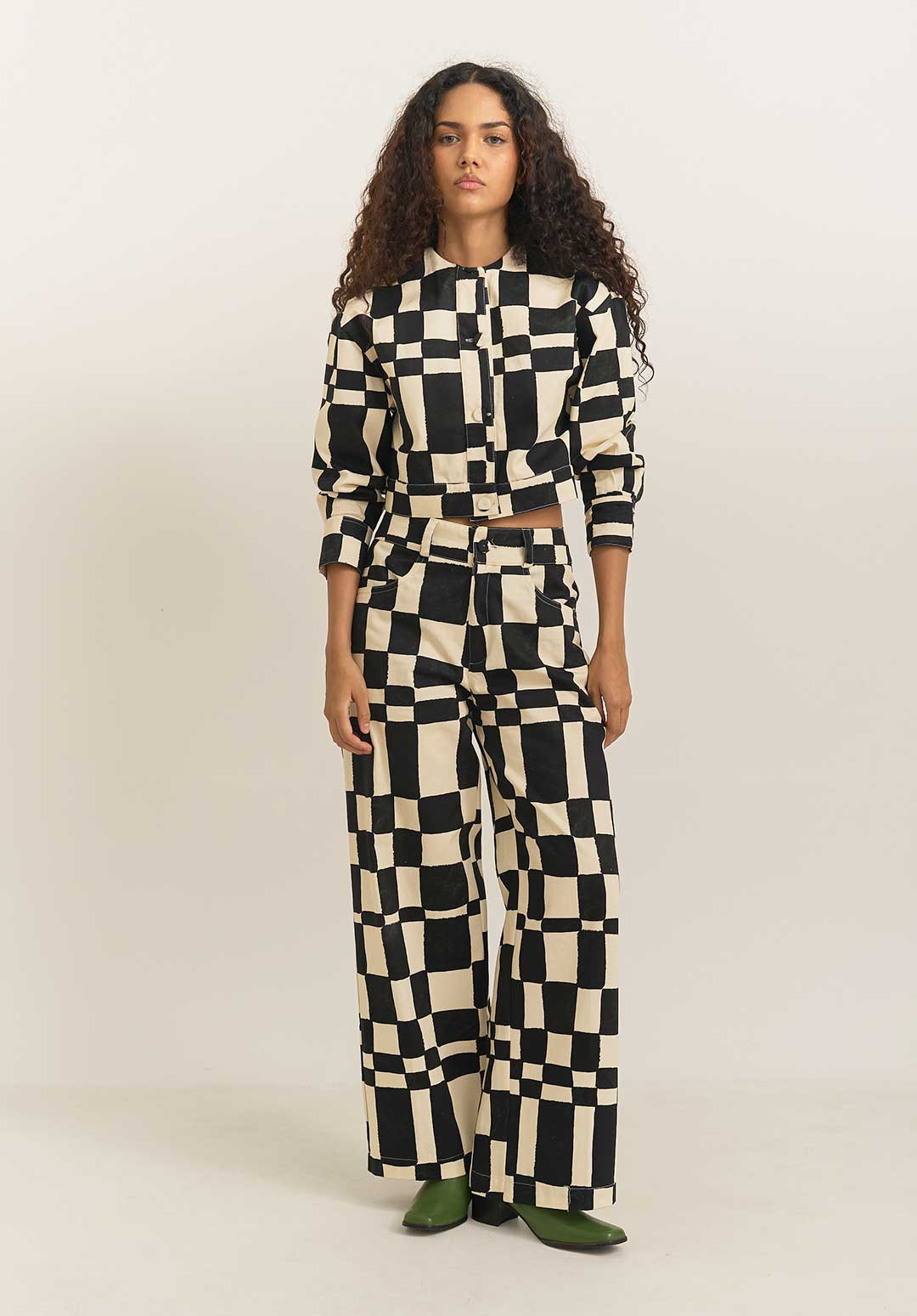 Pre Order Chaqueta Trama Blanco y Negro